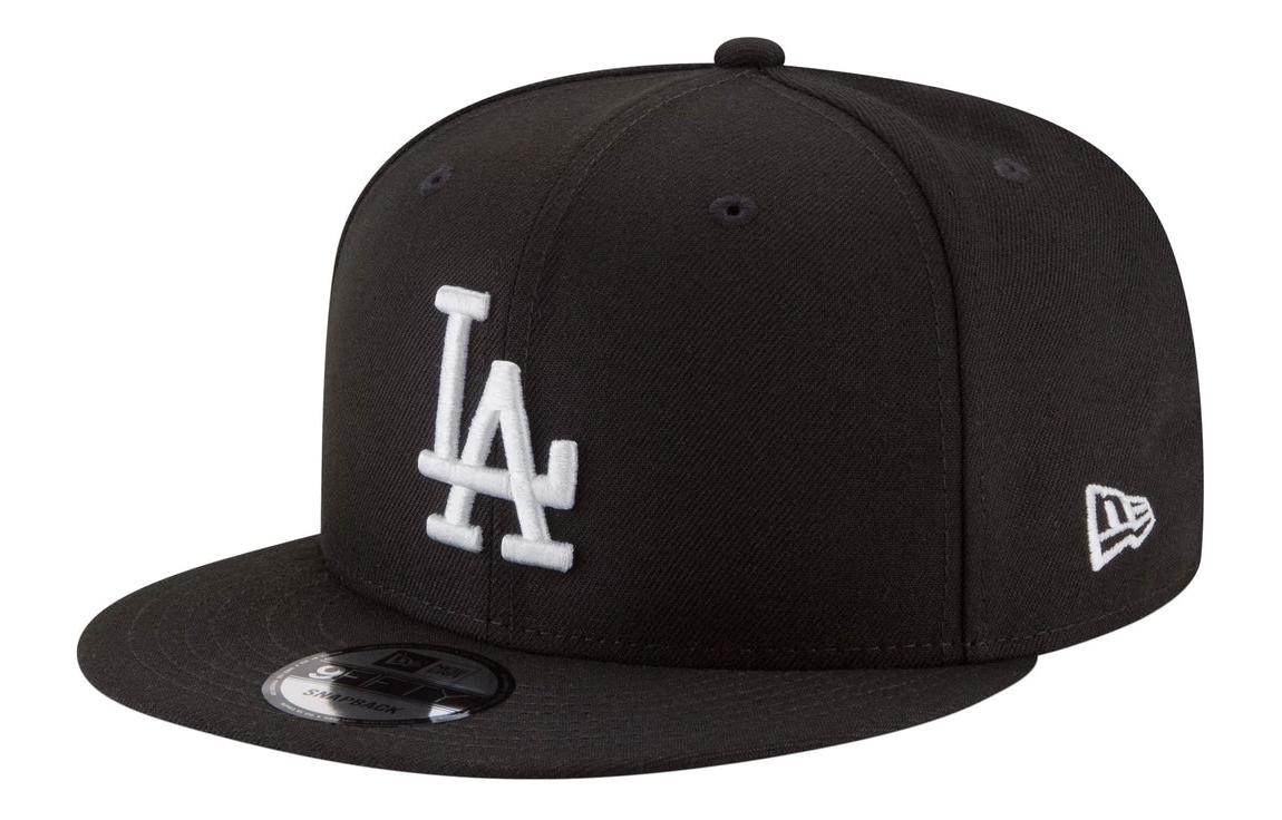 New Era Бейсболка из полиэстера унисекс черная, Black
New Era Бейсболка из полиэстера унисекс черная, Black