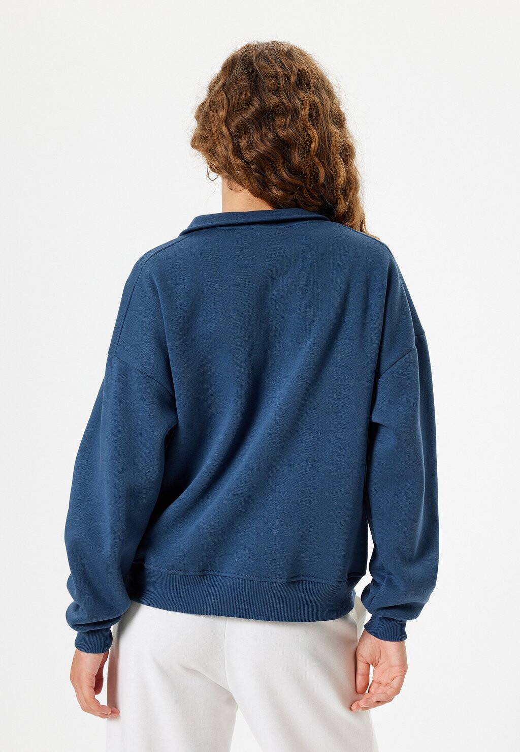 Толстовка HALF ZIPPER Koton, темно-синий
Толстовка HALF ZIPPER Koton, темно-синий