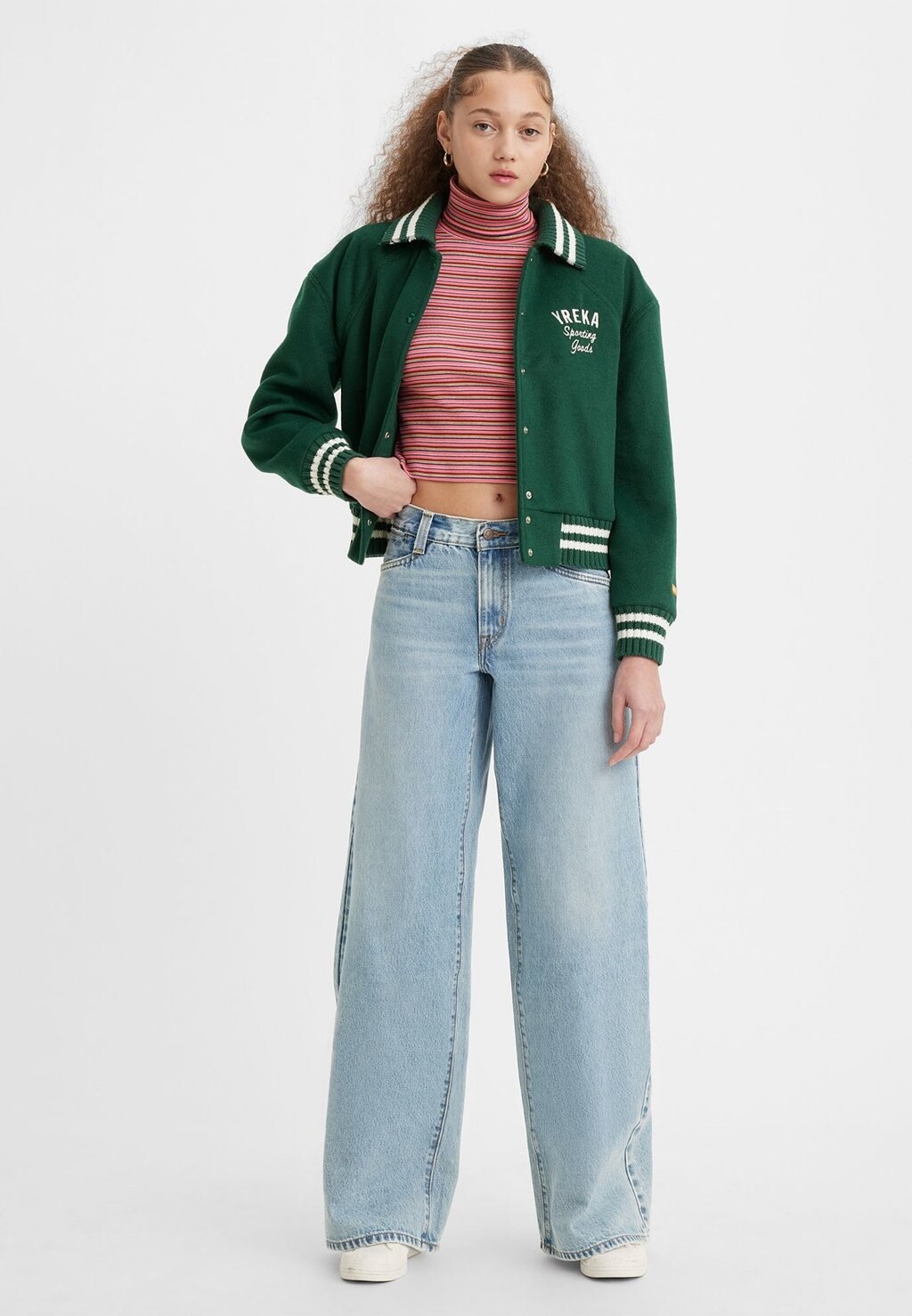 Мешковатые джинсы 94 Baggy Wide Leg Levi's, цвет light touch
Мешковатые джинсы 94 Baggy Wide Leg Levi's, цвет light touch