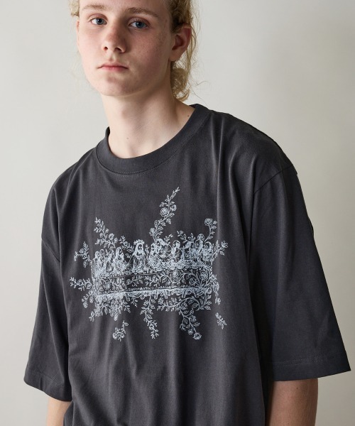 Rehacer Футболка Roots, крой Super Relax Fit
Rehacer Футболка Roots, крой Super Relax Fit