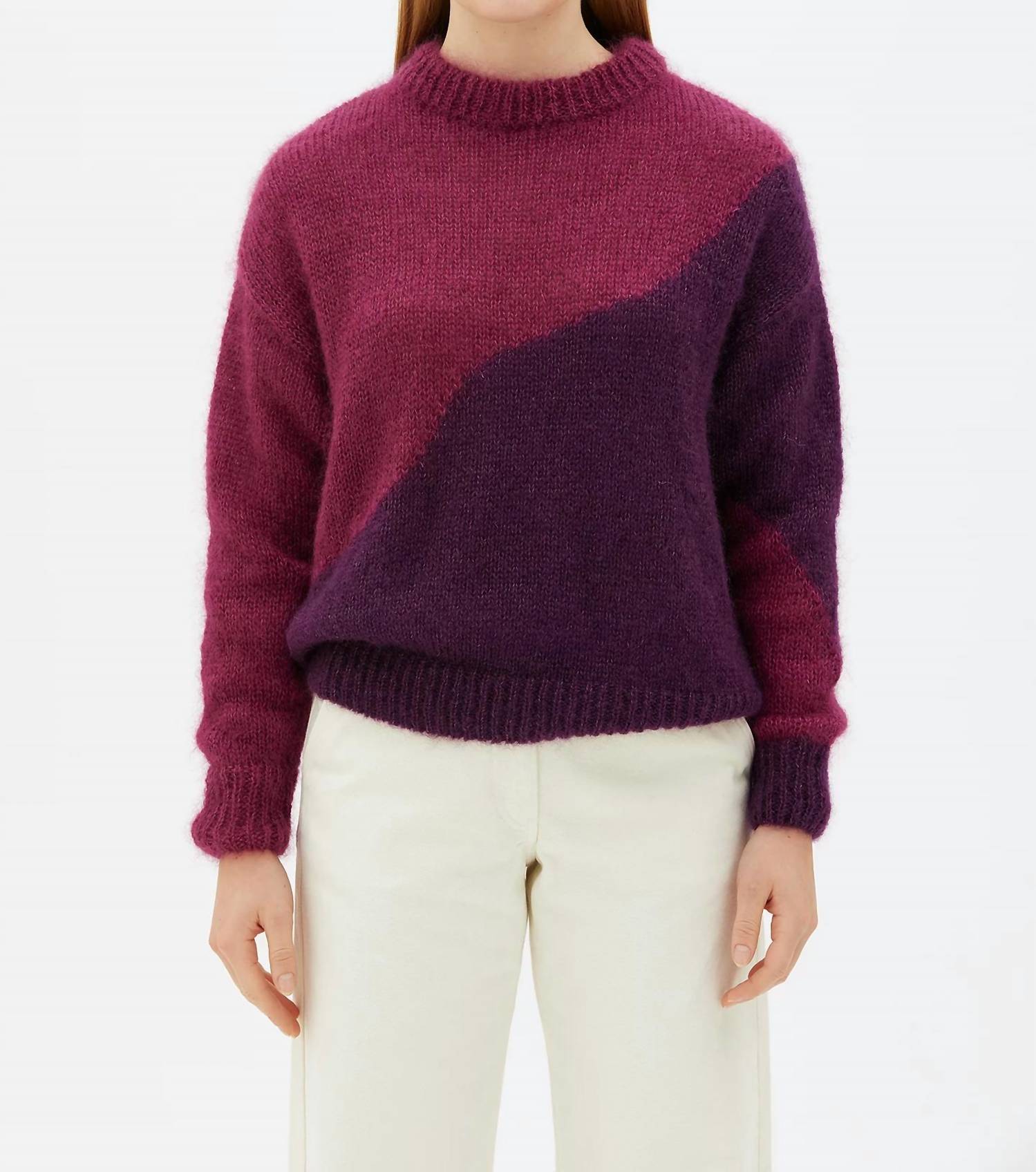 Свитер из мохера Crane цвета пурпурно-сливовый MASKA
Свитер из мохера Crane цвета пурпурно-сливовый MASKA