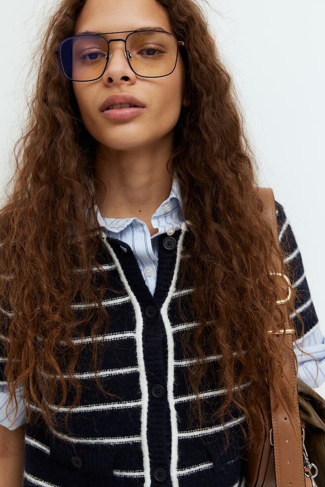 Кардиган с короткими рукавами H&M, мультиколор
Кардиган с короткими рукавами H&M, мультиколор