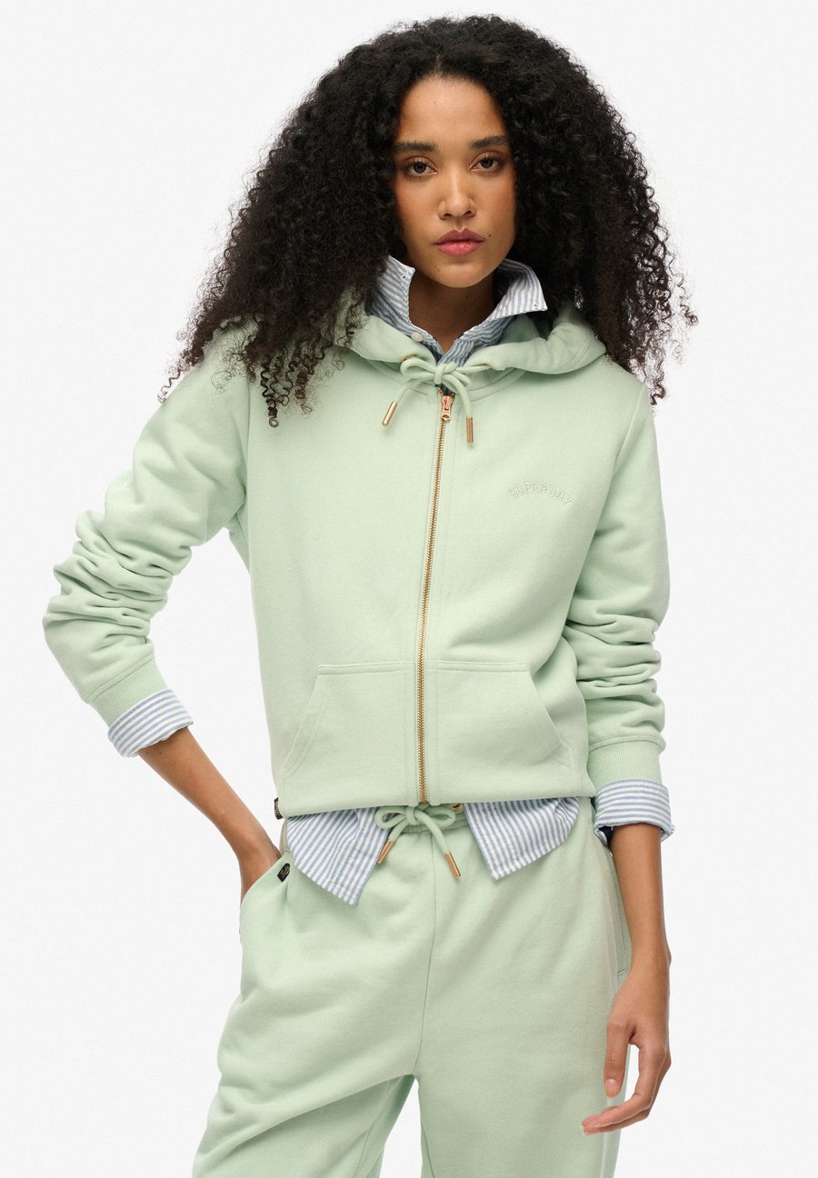 Толстовка Superdry & Co Zip-up sweatshirt, Surf Spray Green/Green, Зеленый, Толстовка Superdry & Co Zip-up sweatshirt, Surf Spray Green/Green
Толстовка Superdry & Co Zip-up sweatshirt, Surf Spray Green/Green, Зеленый, Толстовка Superdry & Co Zip-up sweatshirt, Surf Spray Green/Green