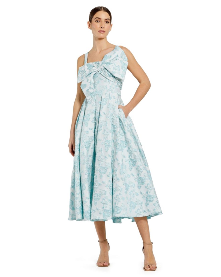 Женское платье без рукавов с большим бантом и цветочным узором из парчи Mac Duggal, Seafoam
Женское платье без рукавов с большим бантом и цветочным узором из парчи Mac Duggal, Seafoam