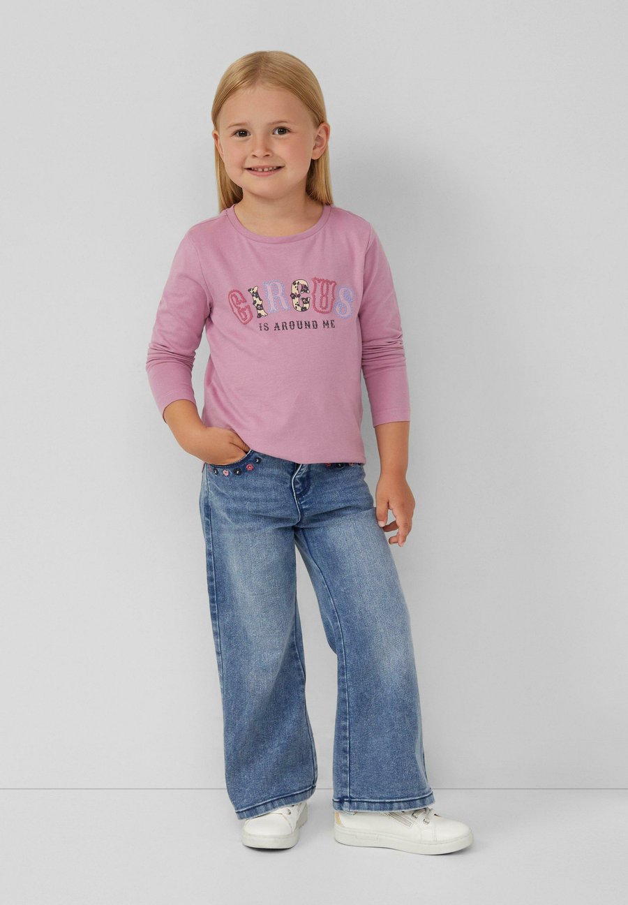 Топ s.Oliver IM LOOSE FIT MIT FRONT, Rosa/Light Pink
Топ s.Oliver IM LOOSE FIT MIT FRONT, Rosa/Light Pink
