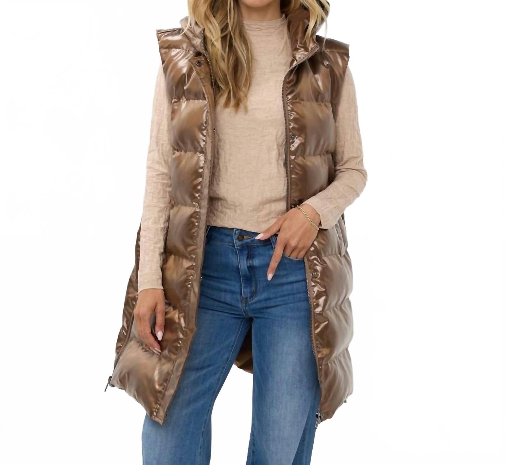 Длинный утепленный жилет с капюшоном в металлическом оттенке "бренди" ESQUALO, металлик
Длинный утепленный жилет с капюшоном в металлическом оттенке "бренди" ESQUALO, металлик