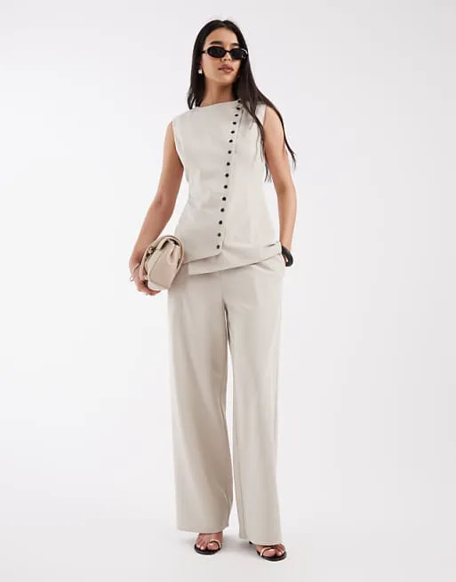 Комбинированные брюки с каменным узором Pretty Lavish
Комбинированные брюки с каменным узором Pretty Lavish