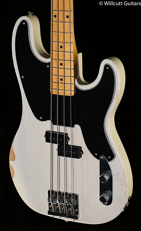 Басс гитара Fender Mike Dirnt Road Worn Precision Bass White Blonde Bass Guitar-MX21545862-10.17 lbs
Басс гитара Fender Mike Dirnt Road Worn Precision Bass White Blonde Bass Guitar-MX21545862-10.17 lbs