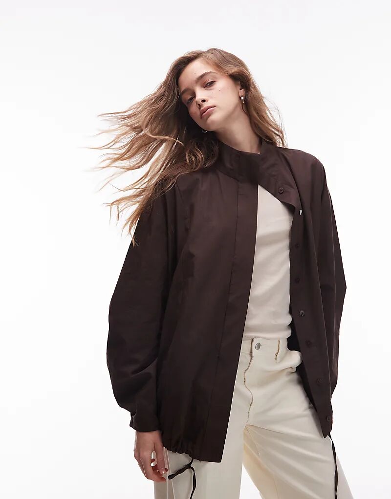 Спортивная рубашка с воротником-стойкой ASOS DESIGN шоколадного цвета
Спортивная рубашка с воротником-стойкой ASOS DESIGN шоколадного цвета