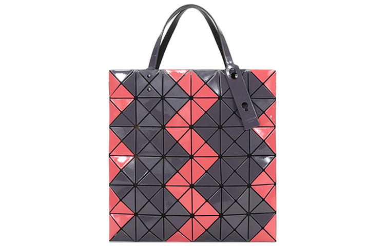 ISSEY MIYAKE Сумка-шоппер из ПВХ
ISSEY MIYAKE Сумка-шоппер из ПВХ