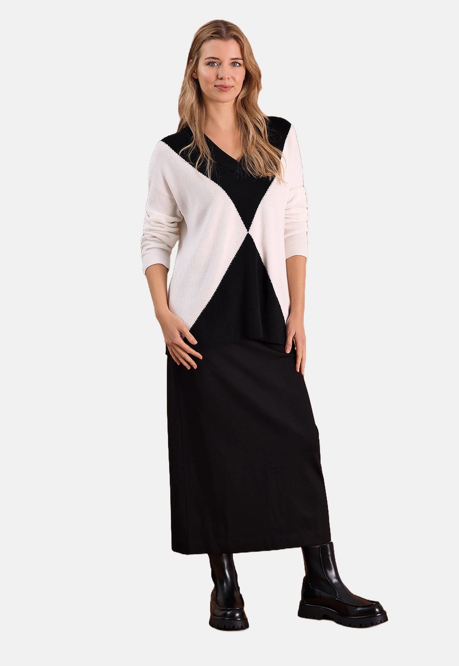 Джемпер Blue Seven Jumper, Schwarz/Black
Джемпер Blue Seven Jumper, Schwarz/Black