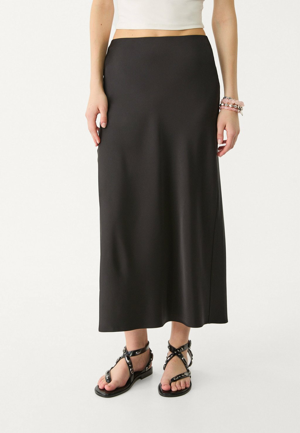 Юбка макси Stradivarius, черный
Юбка макси Stradivarius, черный