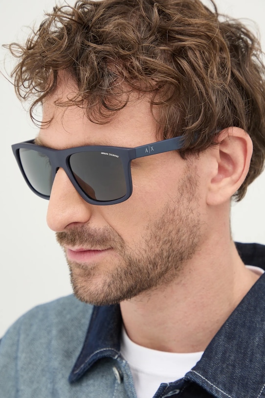 Солнцезащитные очки Armani Exchange, темно-синий
Солнцезащитные очки Armani Exchange, темно-синий