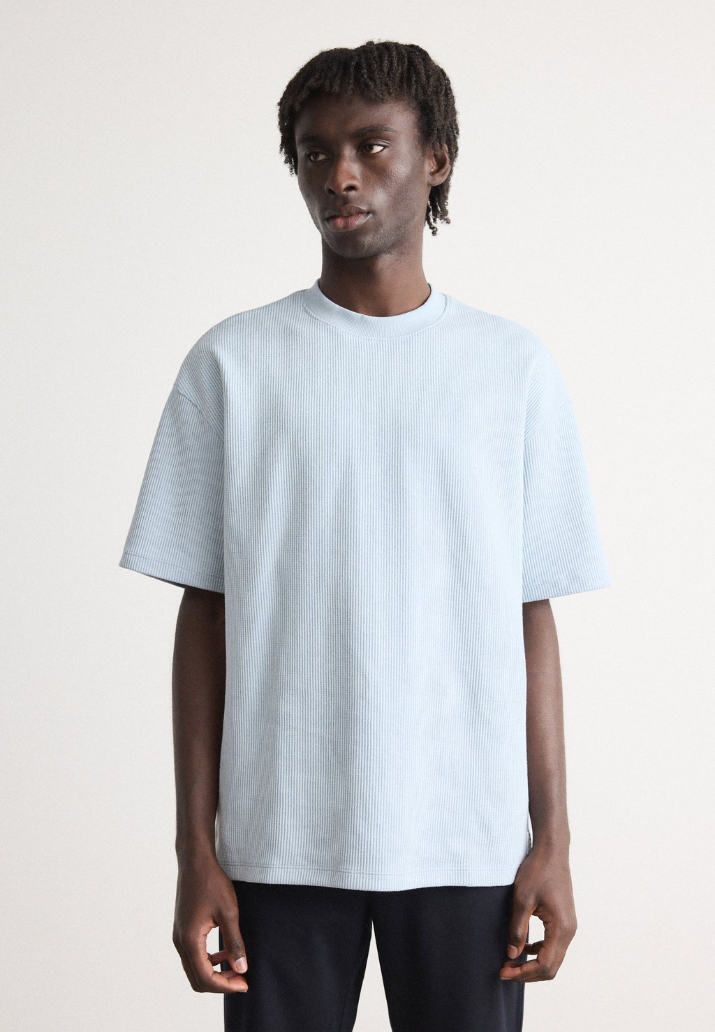 Базовая футболка HUGO, синий
Базовая футболка HUGO, синий