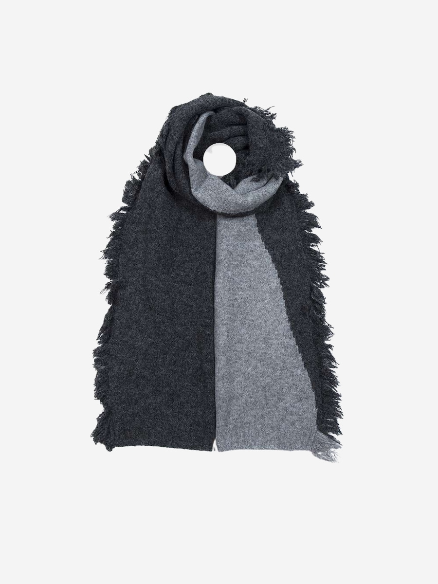 Шарф Brise Sloane, черный
Шарф Brise Sloane, черный