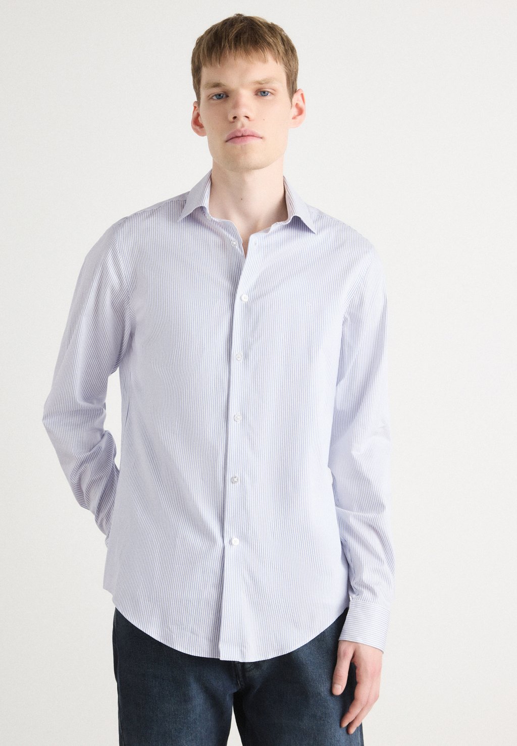 Классическая рубашка Calvin Klein, светло-голубой
Классическая рубашка Calvin Klein, светло-голубой