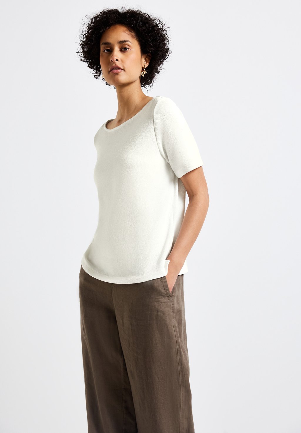 Базовая футболка Street One, кремовый
Базовая футболка Street One, кремовый