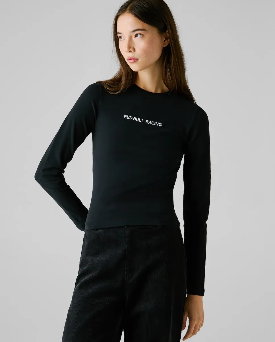 Женская футболка с длинным рукавом и вышитым логотипом Pepe Jeans, черный
Женская футболка с длинным рукавом и вышитым логотипом Pepe Jeans, черный