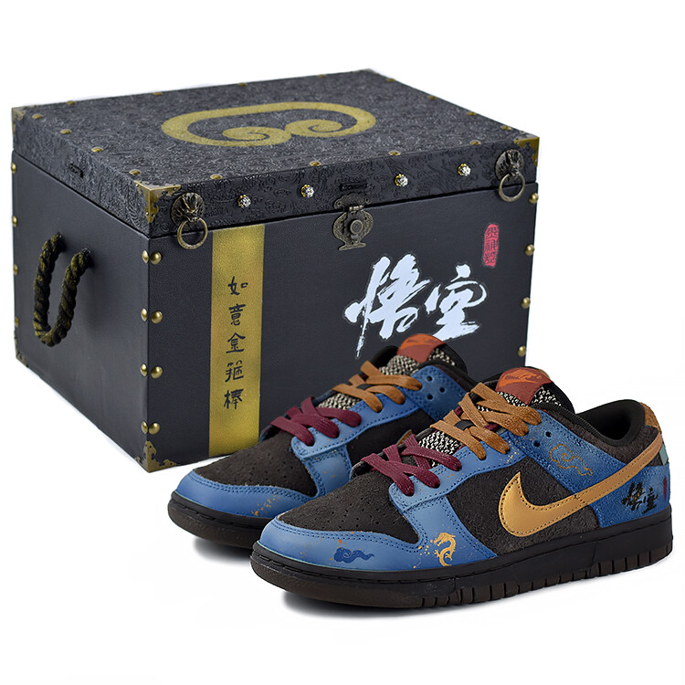 Кеды Nike Dunk Skateboard Unisex Low-Top, коричневый/золотой/синий
Кеды Nike Dunk Skateboard Unisex Low-Top, коричневый/золотой/синий