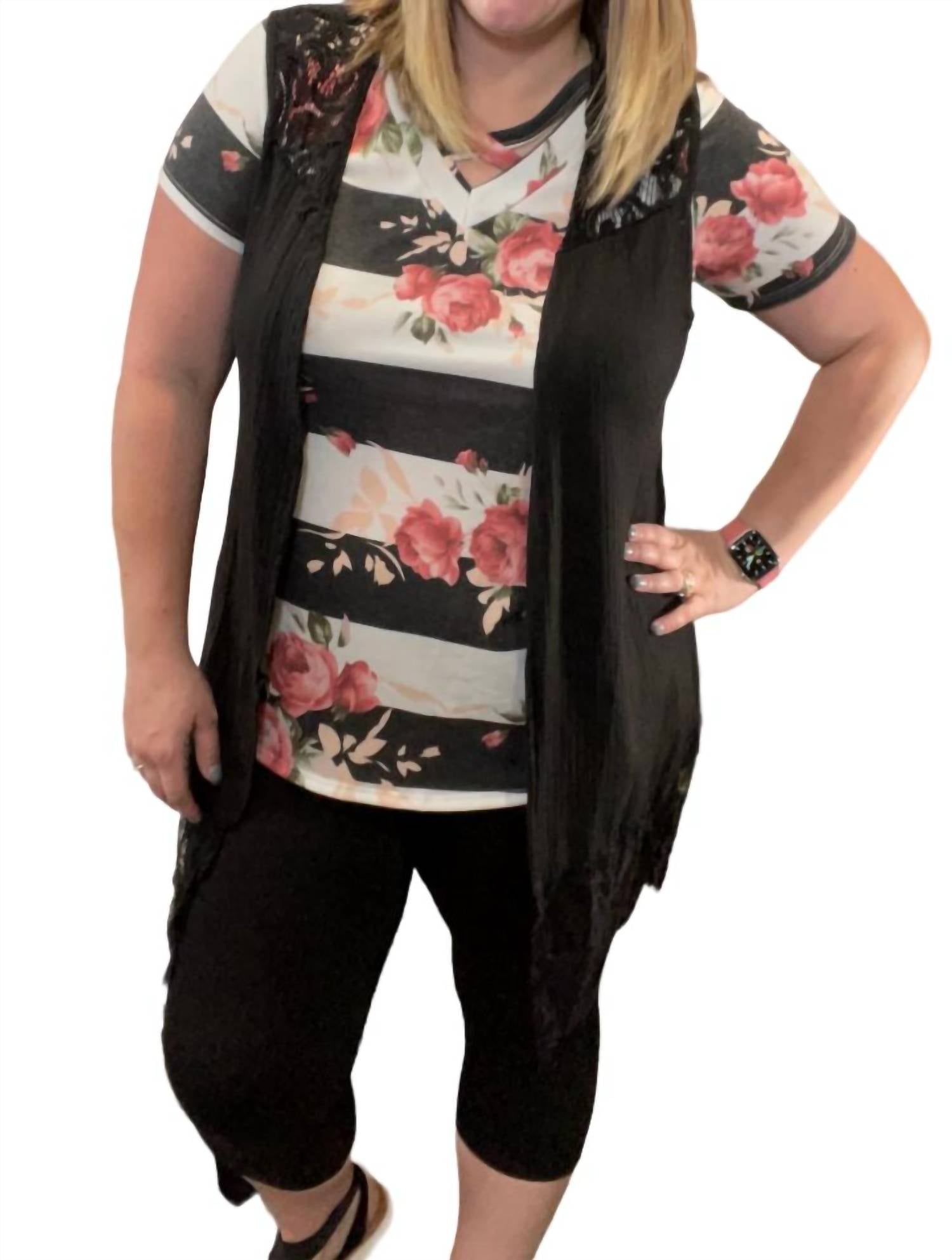 Кардиган с кружевными деталями черного цвета Blumin
Кардиган с кружевными деталями черного цвета Blumin