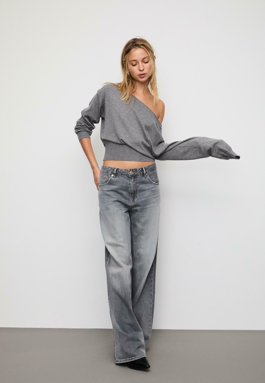 Джемпер Stradivarius Jumper, Dark Grey
Джемпер Stradivarius Jumper, Dark Grey