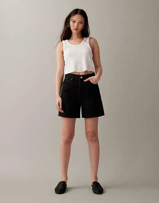 Черные джинсовые шорты ASOS DESIGN
Черные джинсовые шорты ASOS DESIGN