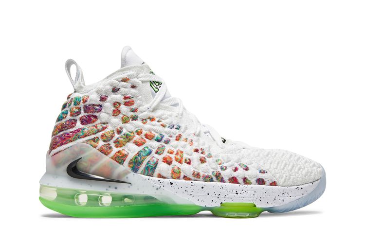 Кроссовки LeBron 17 GS 'Air Command Force', белый
Кроссовки LeBron 17 GS 'Air Command Force', белый