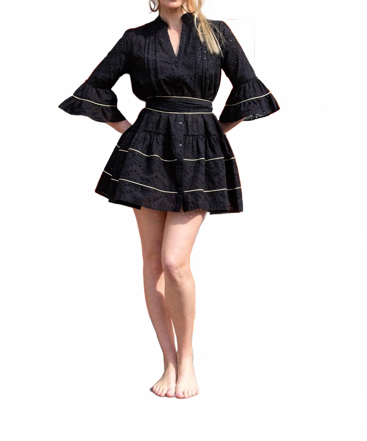 Мини-платье с английской вышивкой, черное Pep's Cannes, черный
Мини-платье с английской вышивкой, черное Pep's Cannes, черный