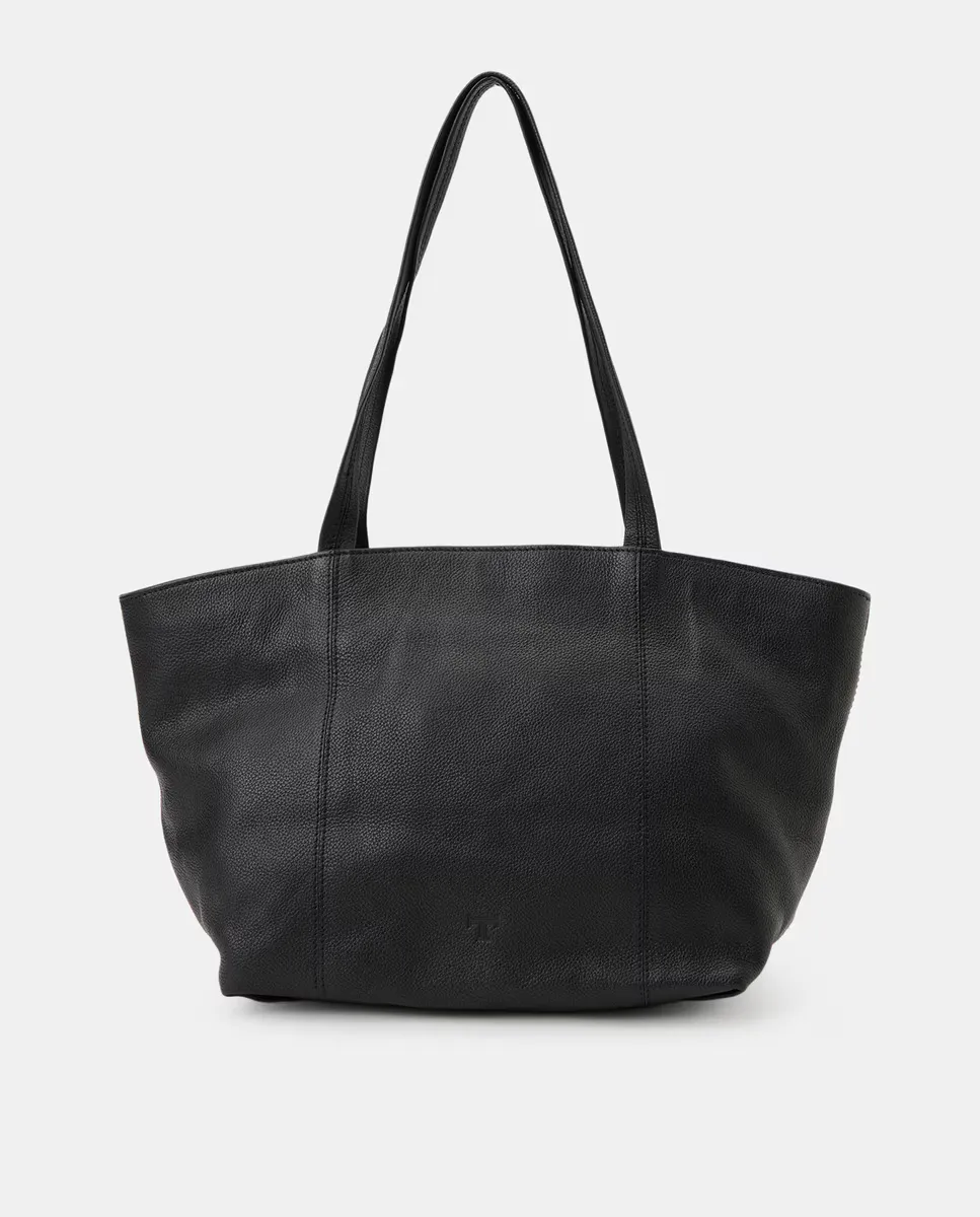 Кожаный шоппер среднего размера с фирменной отделкой Latouche, черный
Кожаный шоппер среднего размера с фирменной отделкой Latouche, черный