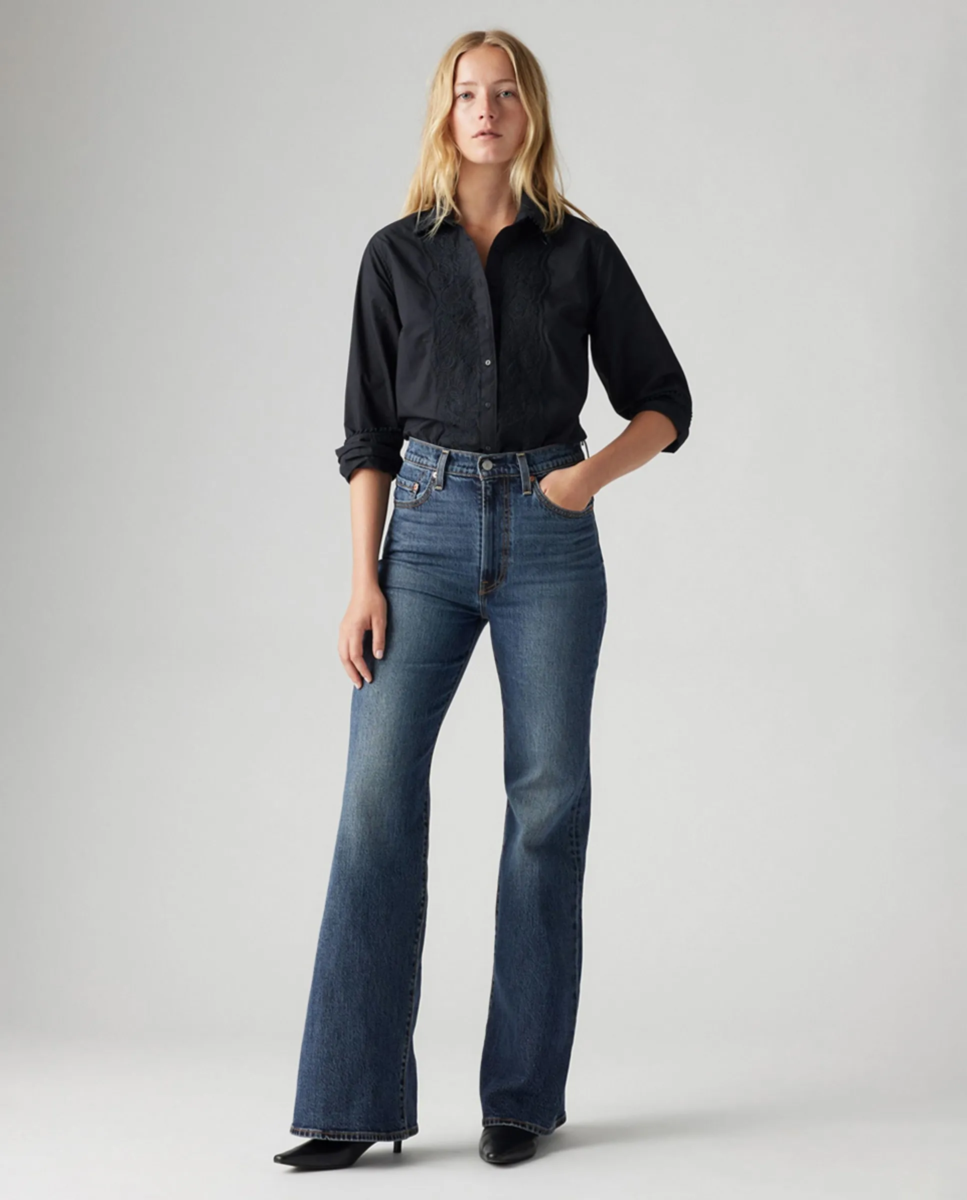 Прямые женские джинсы Ribcage Bells с высокой талией Levi'S, темно-синий 
Прямые женские джинсы Ribcage Bells с высокой талией Levi'S, темно-синий