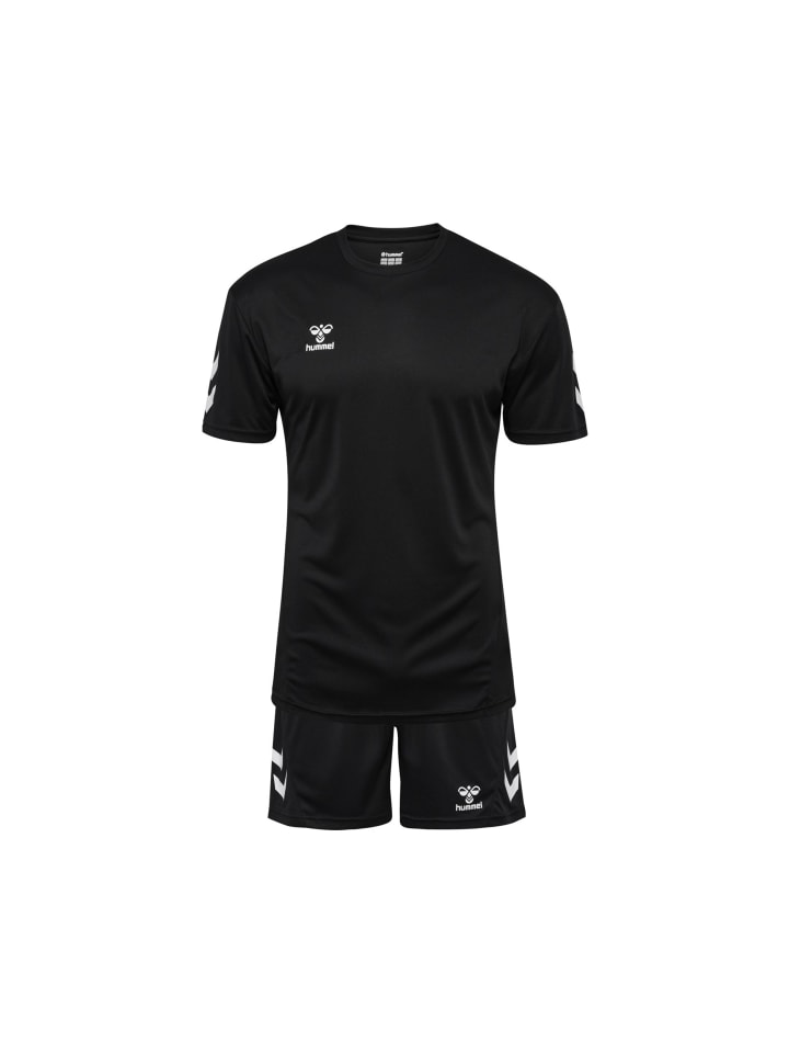Тренировочный комплект: рубашка и шорты из дышащего полиэстера черного цвета. Hummel
Тренировочный комплект: рубашка и шорты из дышащего полиэстера черного цвета. Hummel