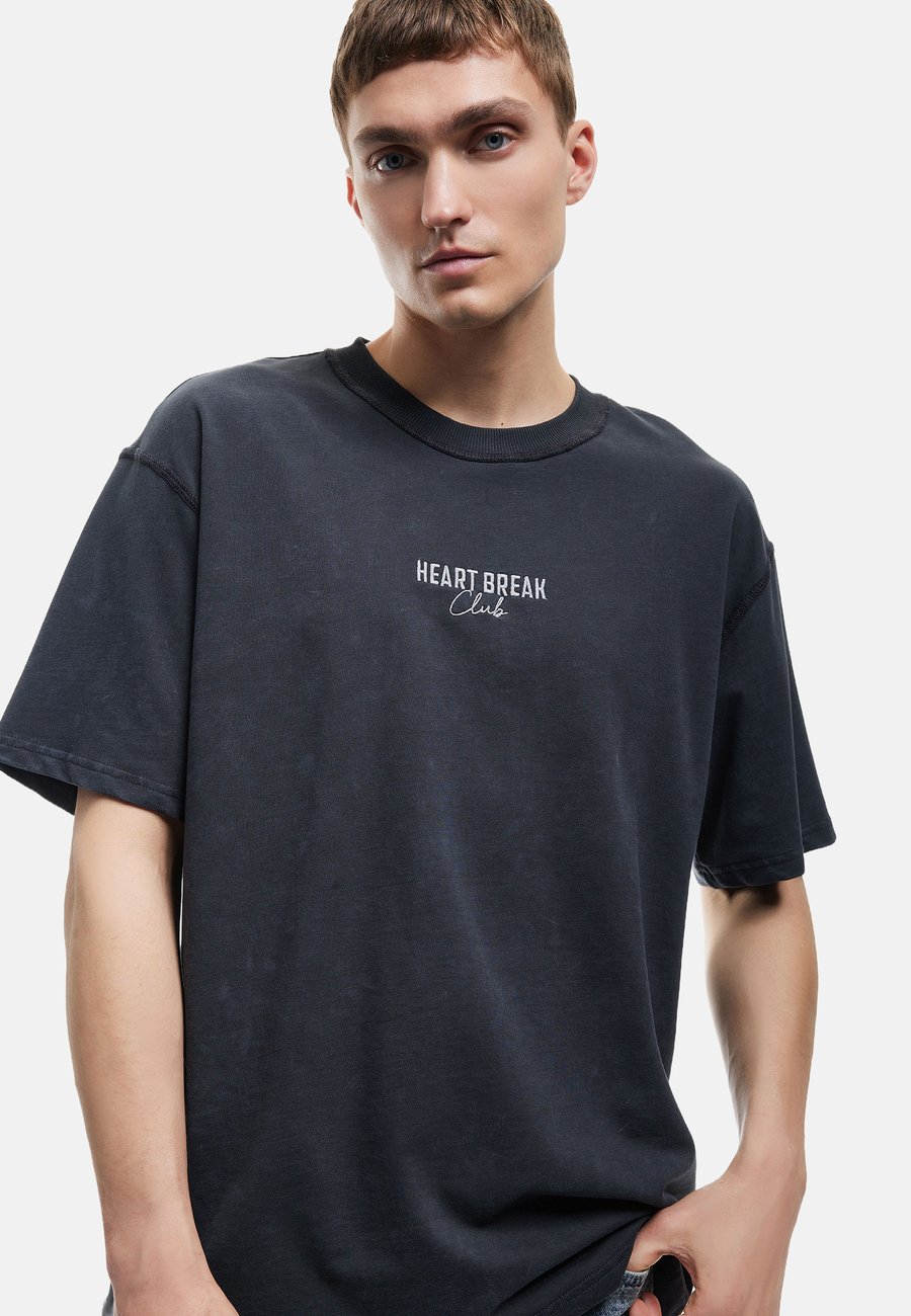 Футболка Koton OVERSIZED, Anthracite
Футболка Koton OVERSIZED, Anthracite