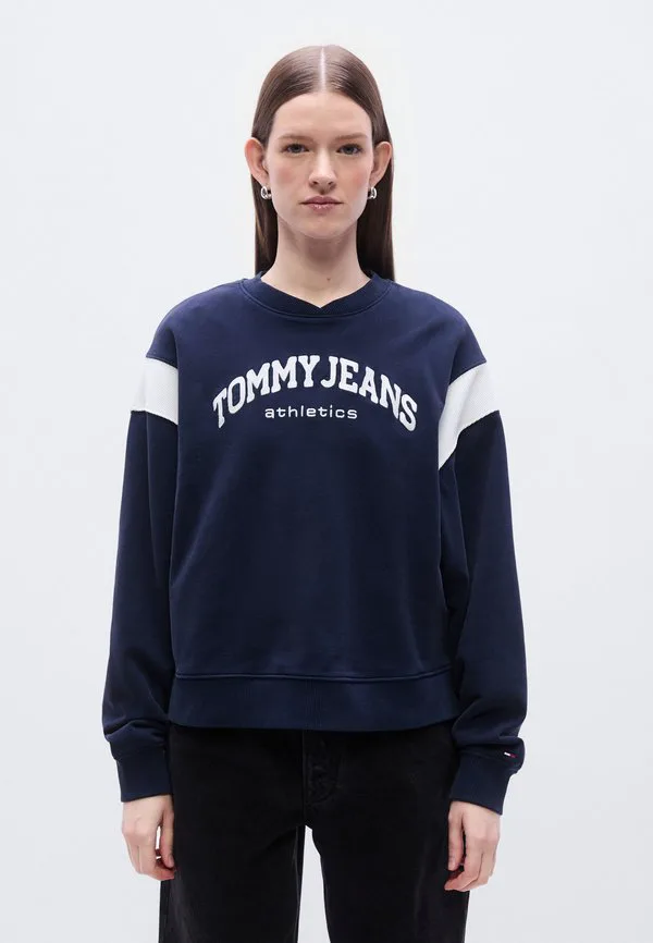 Толстовка свободного кроя с контрастной вышивкой логотипа Tommy Jeans, Dark Night Navy, Синий, Толстовка свободного кроя с контрастной вышивкой логотипа Tommy Jeans, Dark Night Navy
Толстовка свободного кроя с контрастной вышивкой логотипа Tommy Jeans, Dark Night Navy, Синий, Толстовка свободного кроя с контрастной вышивкой логотипа Tommy Jeans, Dark Night Navy