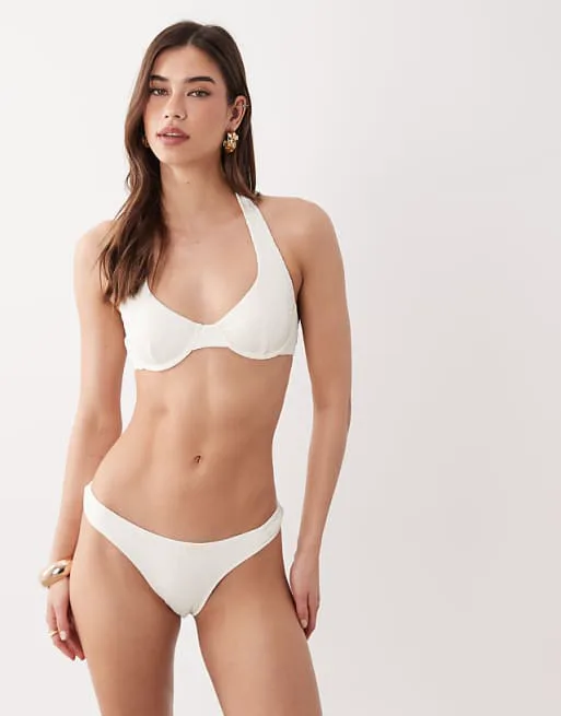 Белые высокие плавки бикини с оборками Free Society, Белый, Белые высокие плавки бикини с оборками Free Society
Белые высокие плавки бикини с оборками Free Society, Белый, Белые высокие плавки бикини с оборками Free Society