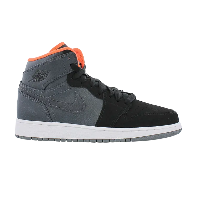 Кроссовки Air Jordan 1 Retro High BG 'Metallic Hematite', серый
Кроссовки Air Jordan 1 Retro High BG 'Metallic Hematite', серый