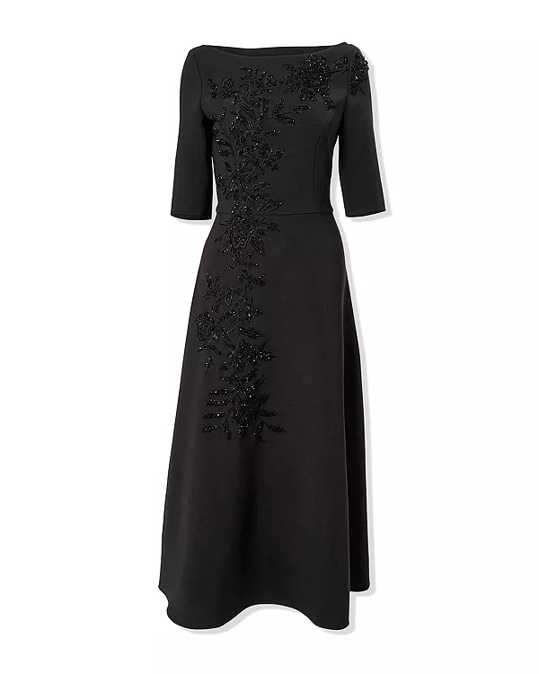 Платье с декорированным вырезом-лодочкой Carolina Herrera, черный
Платье с декорированным вырезом-лодочкой Carolina Herrera, черный