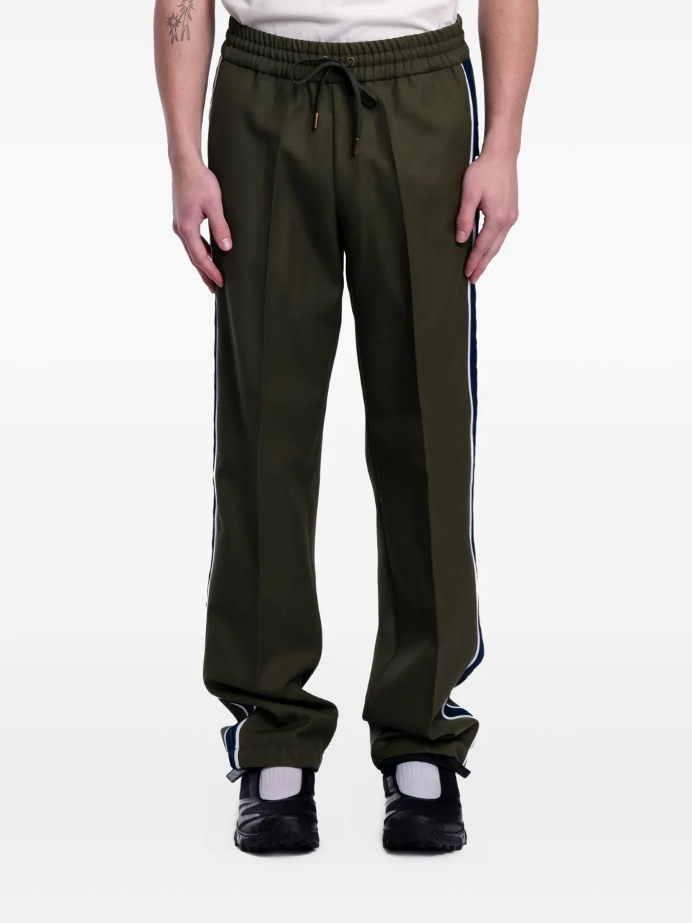 Зауженные спортивные брюки Drôle De Monsieur, зеленый
Зауженные спортивные брюки Drôle De Monsieur, зеленый