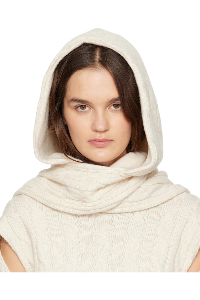 Open Yy Шарф-Трансформер Off-White с капюшоном и косами
Open Yy Шарф-Трансформер Off-White с капюшоном и косами