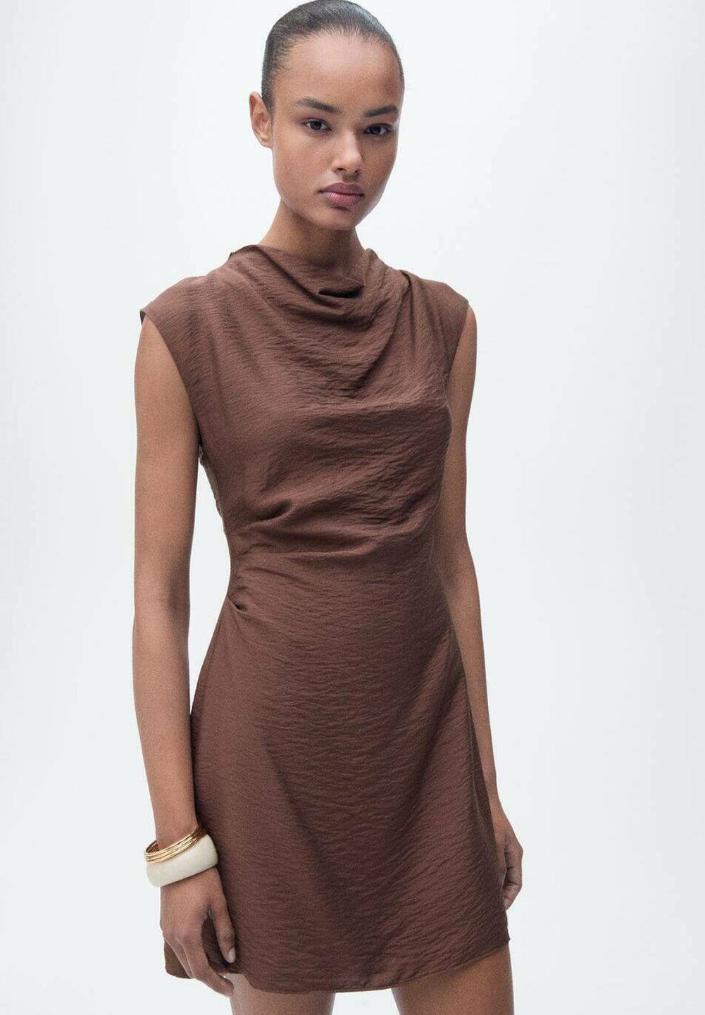 Платье-футляр CARLOTA Mango, коричневый
Платье-футляр CARLOTA Mango, коричневый