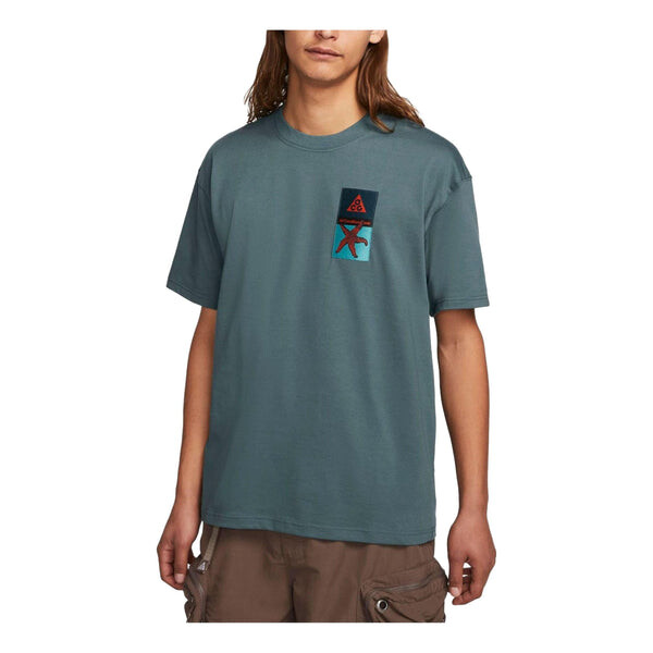 Футболка Nike ACG Patch T-Shirt 'Faded Spruce', зеленый
Футболка Nike ACG Patch T-Shirt 'Faded Spruce', зеленый