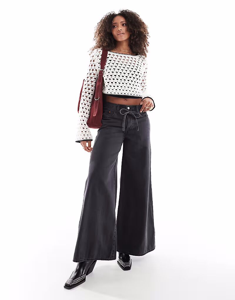 Джинсы Levi's XL super wide fit черного цвета
Джинсы Levi's XL super wide fit черного цвета