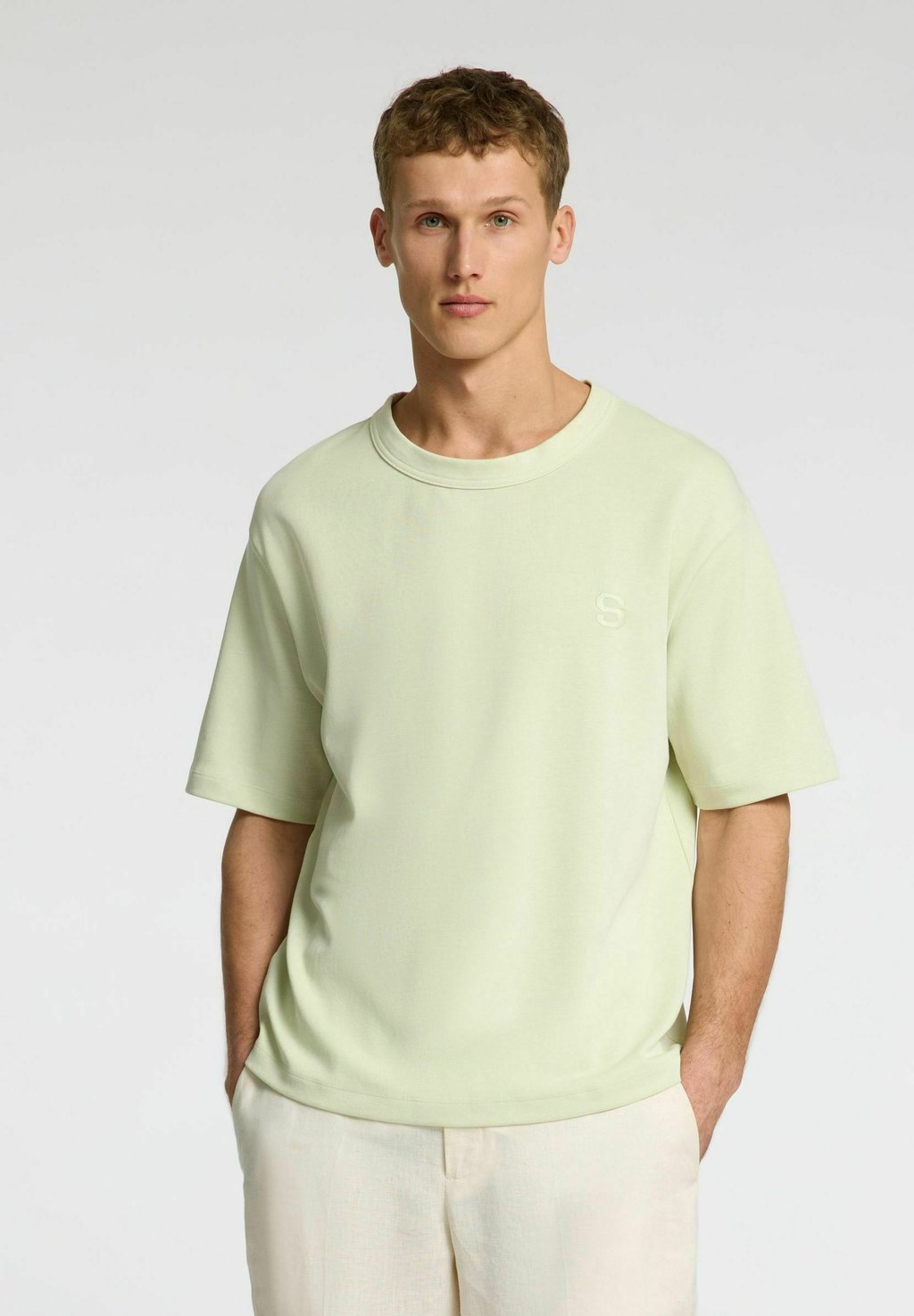 Базовая футболка SLHRELAXCHESTER SS BINDING O NECK Selected Homme, светло-зеленый
Базовая футболка SLHRELAXCHESTER SS BINDING O NECK Selected Homme, светло-зеленый