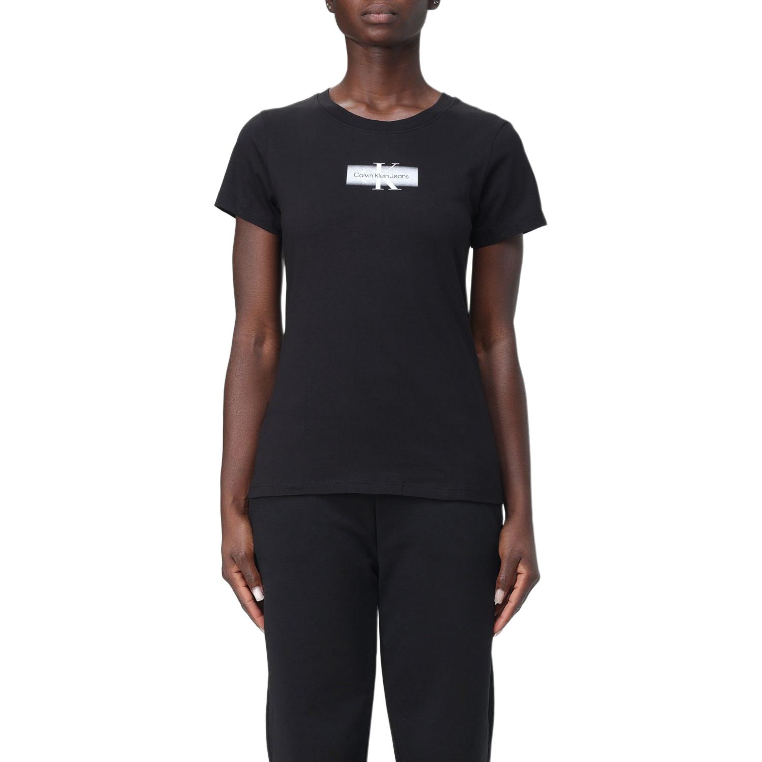 Футболка CALVIN KLEIN женская черная
Футболка CALVIN KLEIN женская черная