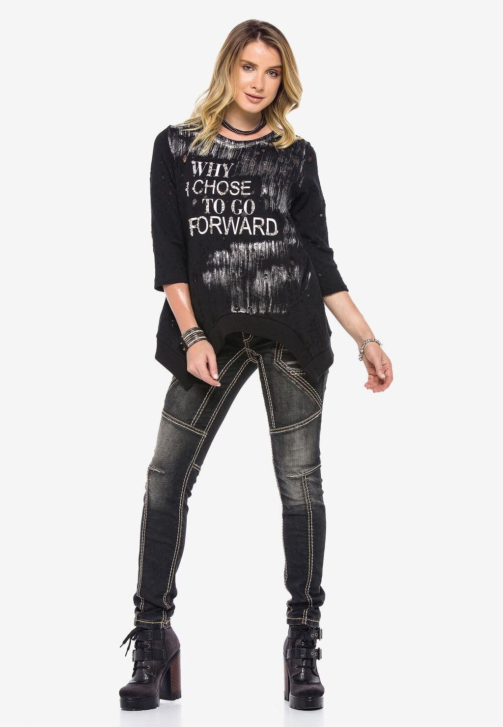 Джинсы облегающего кроя Cipo & Baxx, черный 
Джинсы облегающего кроя Cipo & Baxx, черный