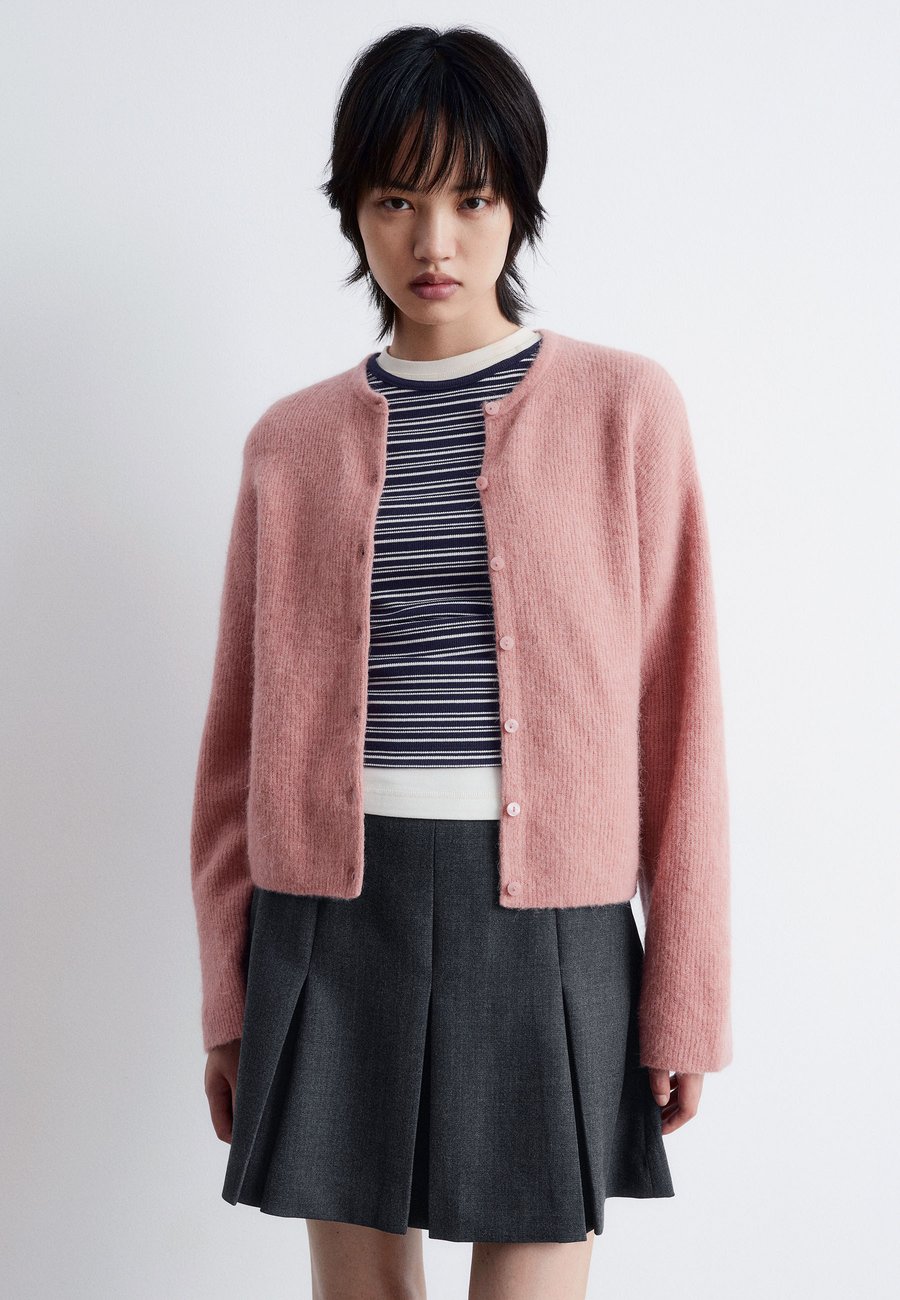 Кардиган & other stories Cardigan, Dusty Pink/Light Pink
Кардиган & other stories Cardigan, Dusty Pink/Light Pink