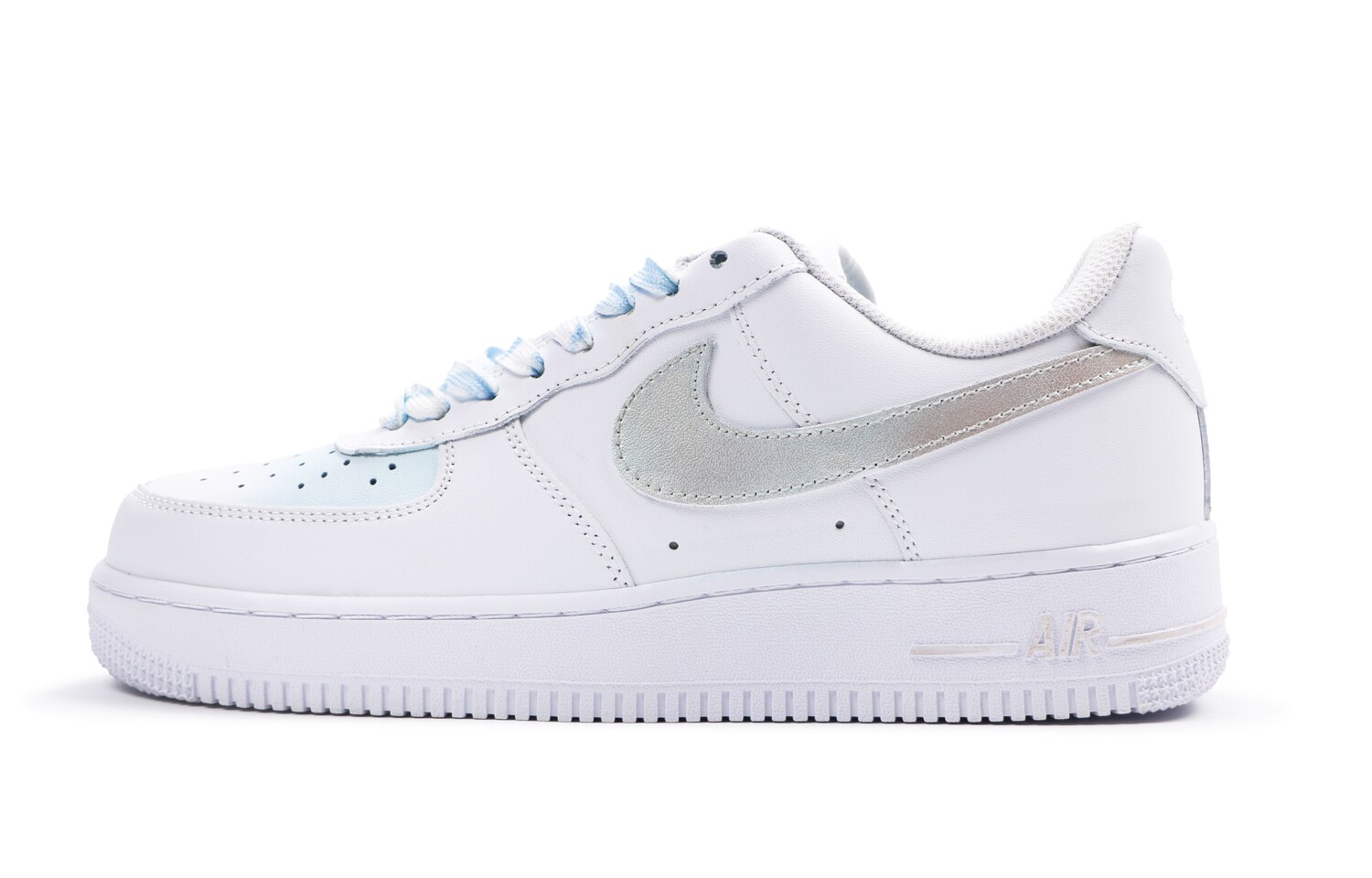 Мужские кроссовки для скейтбординга Nike Air Force 1, White/Blue
Мужские кроссовки для скейтбординга Nike Air Force 1, White/Blue