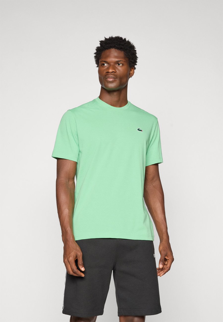Футболка Lacoste Sport CLASSIC, Liamone/Light Green, Зеленый, Футболка Lacoste Sport CLASSIC, Liamone/Light Green
Футболка Lacoste Sport CLASSIC, Liamone/Light Green, Зеленый, Футболка Lacoste Sport CLASSIC, Liamone/Light Green