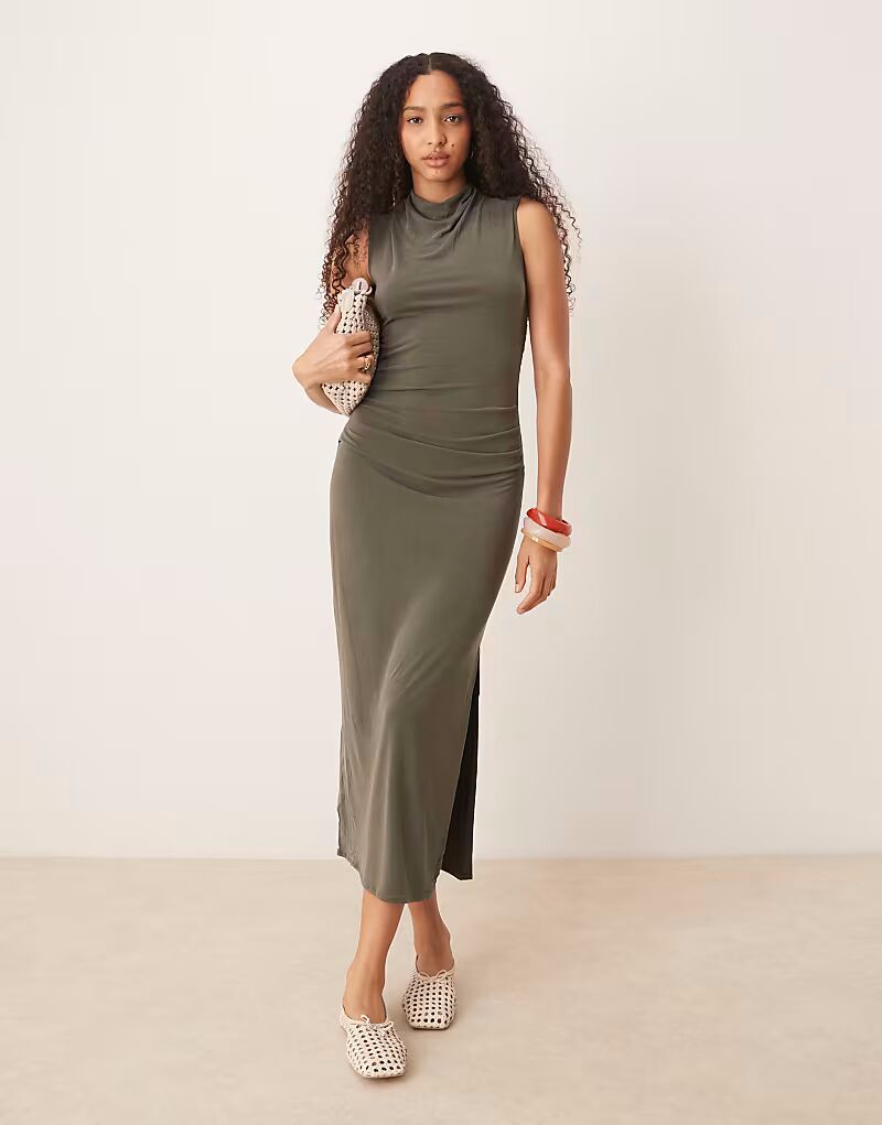 Платье мидакси Mango soft touch со сборками цвета хаки
Платье мидакси Mango soft touch со сборками цвета хаки