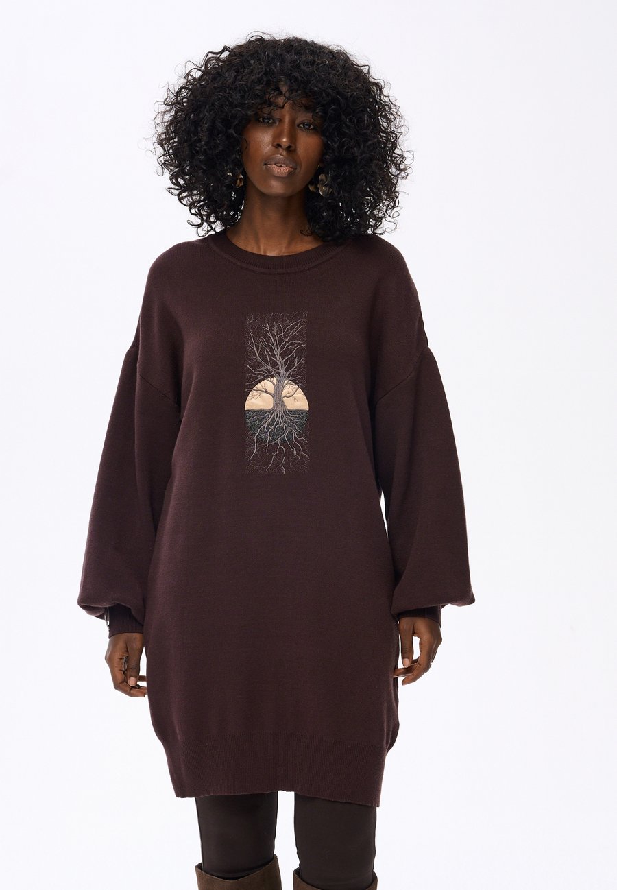 Платье blue shadow Jumper dress, Brown
Платье blue shadow Jumper dress, Brown