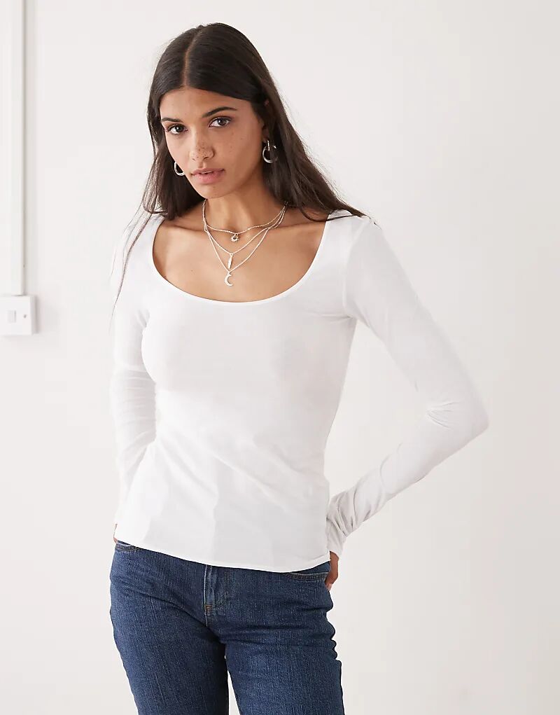 Лонгслив Monki с длинными рукавами и круглым вырезом, белая
Лонгслив Monki с длинными рукавами и круглым вырезом, белая